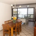 Lindo e bem localizado 3 quartos de frente para o Mar - CF06